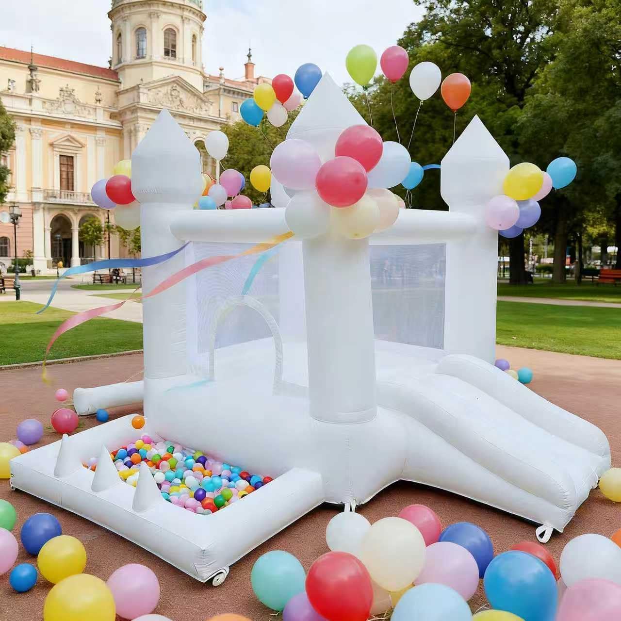 Kids Outdoor House - Beyaz Zıplama Evi, İç ve Dış